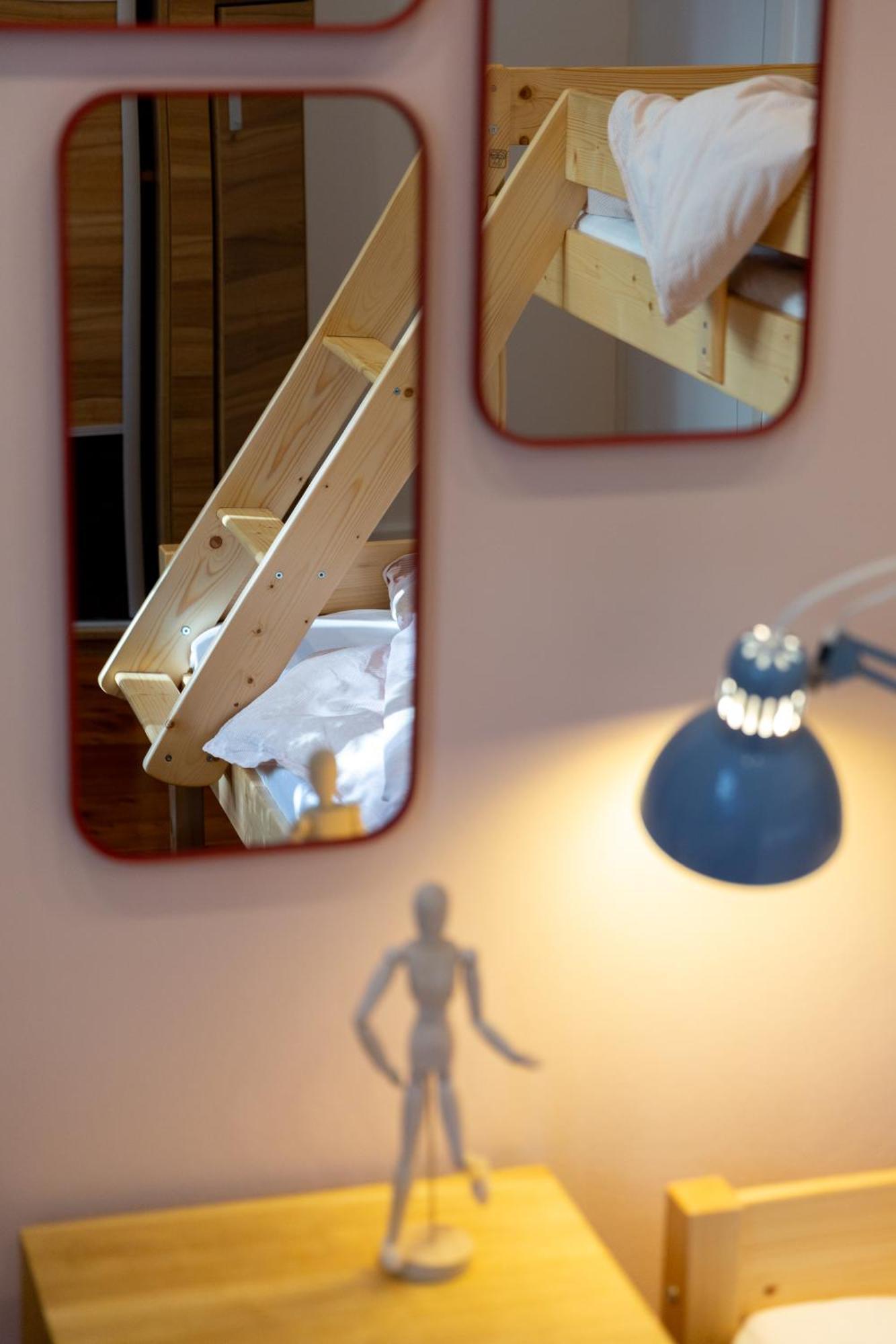Evergreen - Old Town Spacious Stylish Apartment With Ac And One And A Half Bath, Baby & Kid- Friendly Bratislava Exterior foto