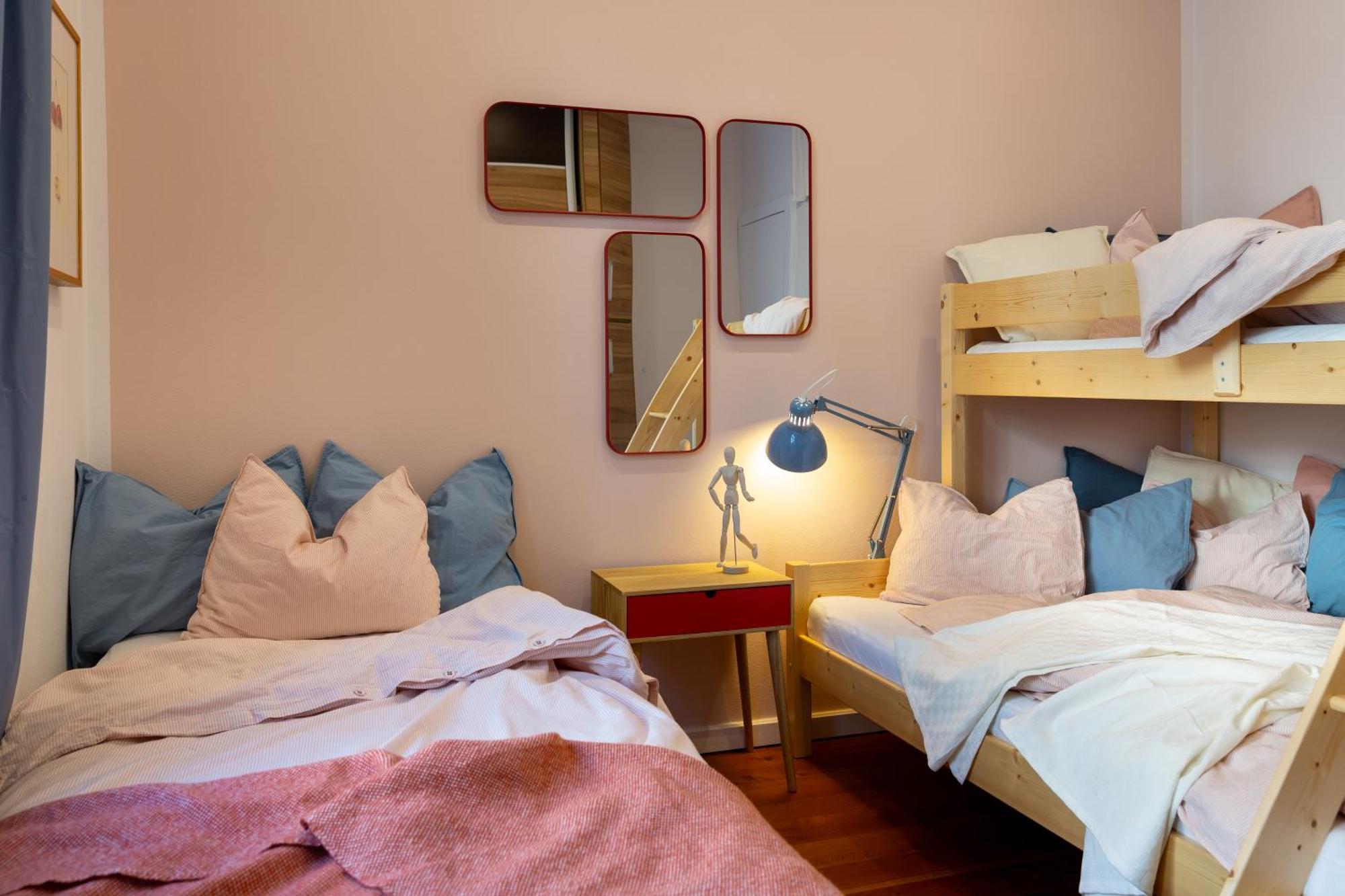 Evergreen - Old Town Spacious Stylish Apartment With Ac And One And A Half Bath, Baby & Kid- Friendly Bratislava Exterior foto